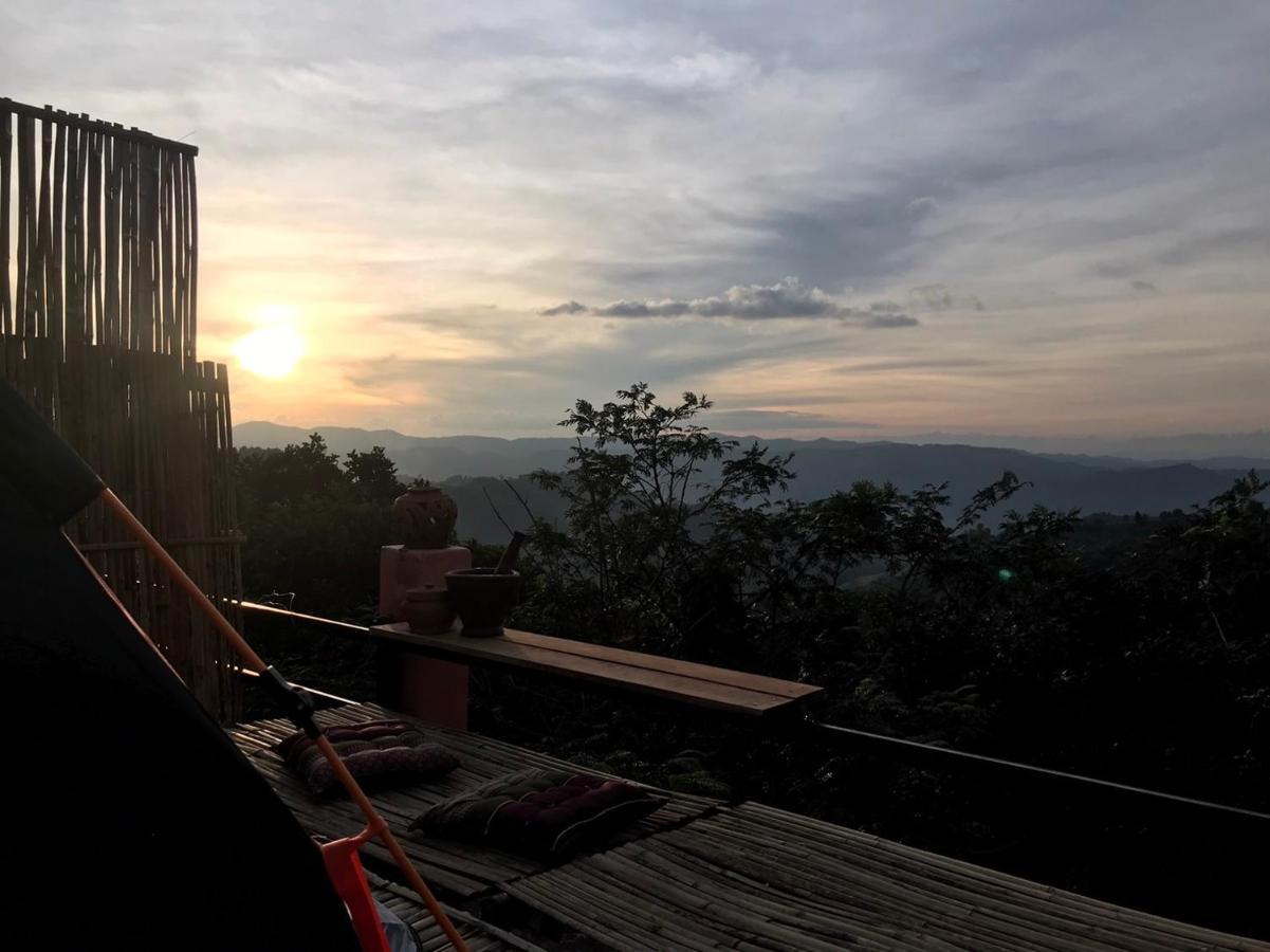 Terre Terrace Glamping - Doichang Ban Huai Khai Zewnętrze zdjęcie